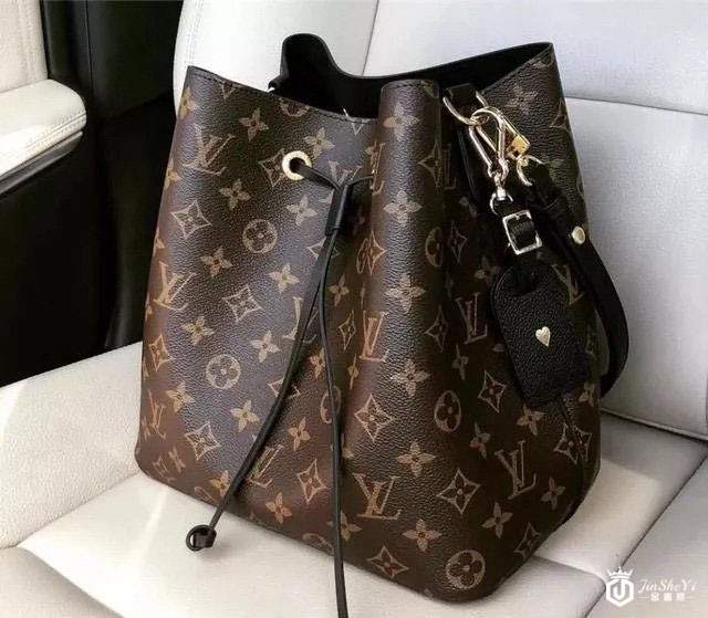 天津名包回收新闻：LV路易威登最值得买的万元包包盘点