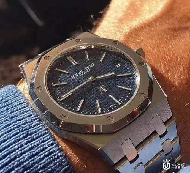 天津手表回收新闻：35岁左右的男人，这几款手表你可以考虑一下