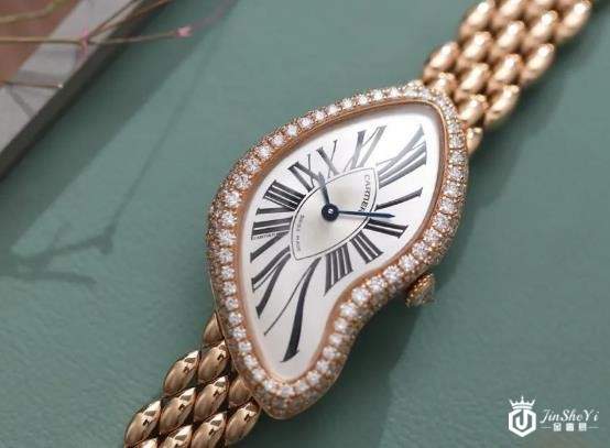 卡地亚手表回收哪家好，CALIBRE DE CARTIER 有哪些特点？