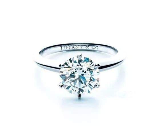 卡地亚为什么比Tiffany贵呢？Tiffany和卡地亚这两大品牌有什么不同