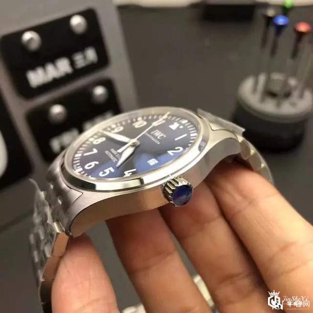 这八款名表最符合成熟男士的选表准则！