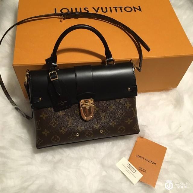奢侈品牌lv包包回收二手能卖多少钱?