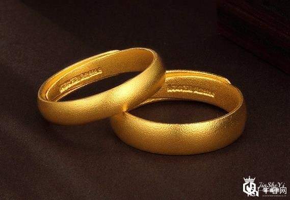 黄金回收一克多少钱，转运珠适合送人吗？