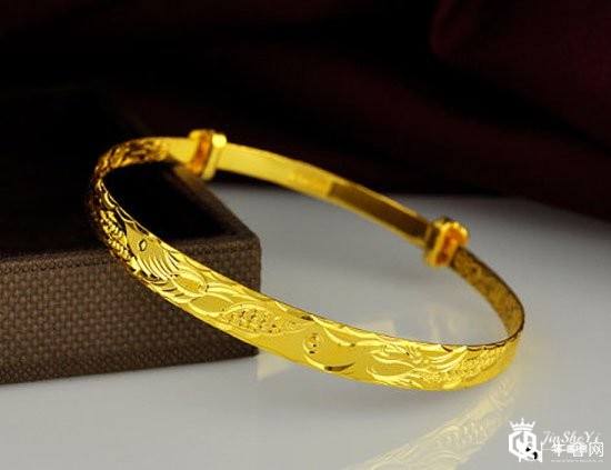 珠宝品牌周生生黄金在市场地位如何？