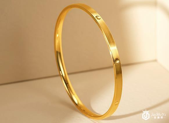 宝格丽黄金首饰回收价格怎么算，回收价格比原价低吗？