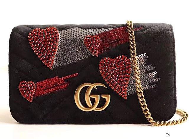 gucci男款老虎头米色单肩手提包回收报价？