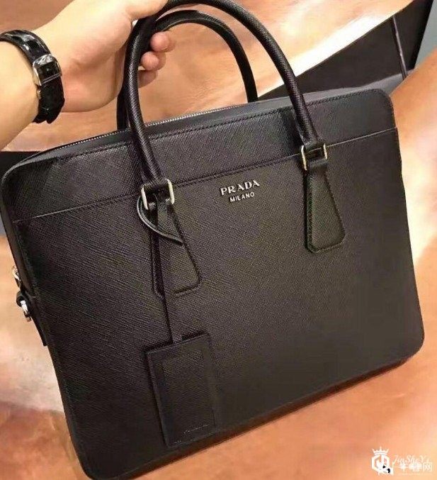 普拉达男士公文包回收有大价值？