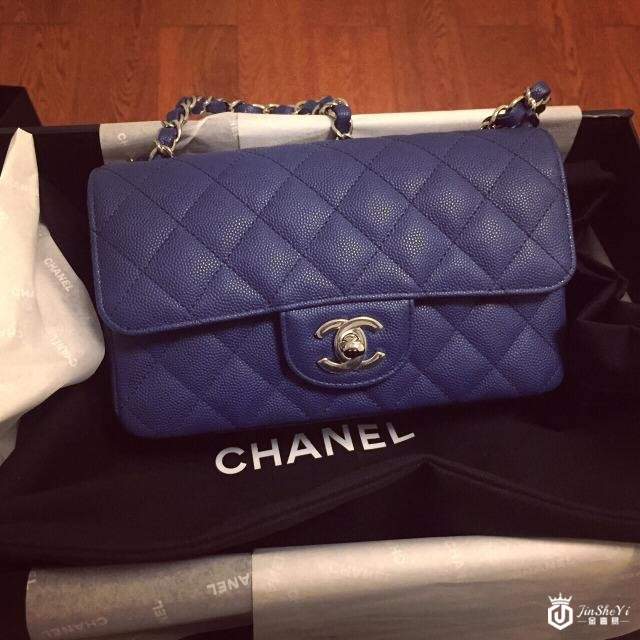 两万多香奈儿CF包包回收价格是多少钱？