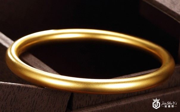 黄金钻戒可以回收吗，结婚选择黄金钻戒可以吗？