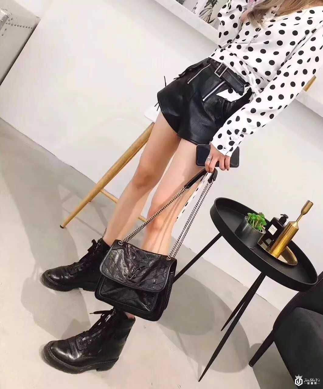 天津二手香奈儿邮差包回收行情怎么样？