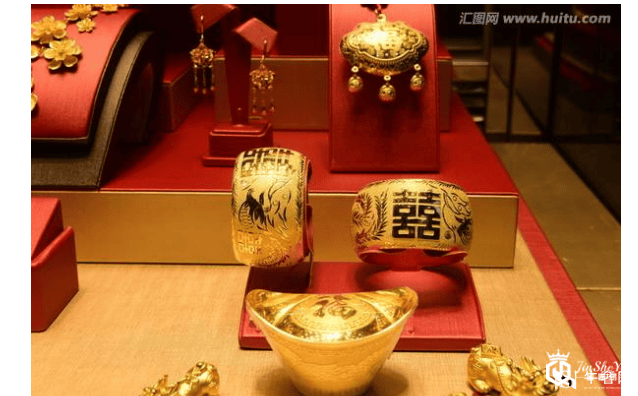 黄金首饰是不是都保值回收吗？