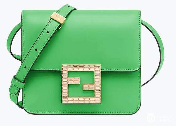 南京fendi回收哪家好，Fendi logo有哪些变化？