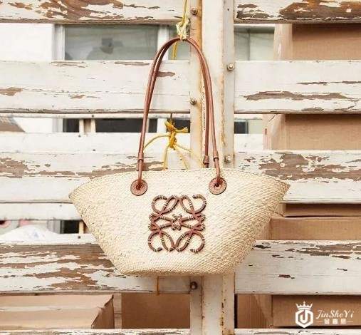 二手Loewe去哪回收？Loewe草编包样式推荐