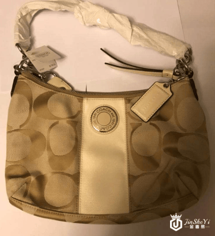 Goyard X小狗包包究竟多受宠？南宁戈雅包包回收