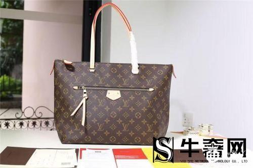 LV包包回收价格是多少钱？LV洗漱包回收保值吗？