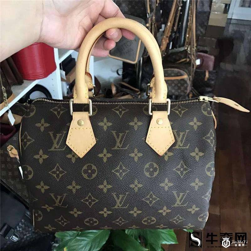 LV包包回收一般多少钱？LV老花包回收受欢迎吗？