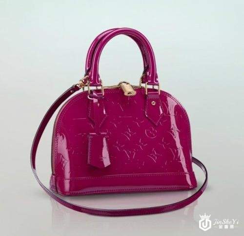 包包回收吗？LV Alma bb手袋回收很受欢迎吗？