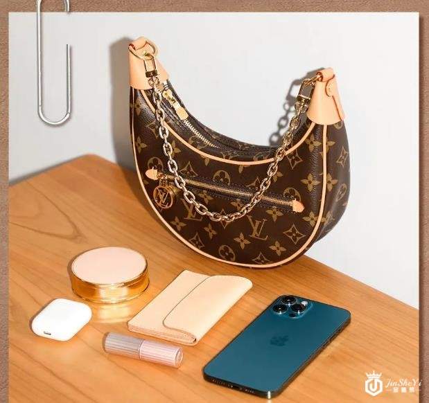 lv达芙妮二手包包回收能够卖多少钱？