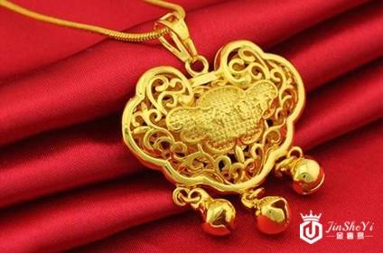 黄金回收是否真的没有金条比较保值？
