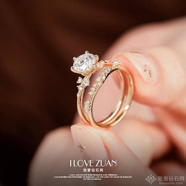 买钻戒是铂金的好还是18k金的好『铂金钻戒好还是18k金钻戒好』