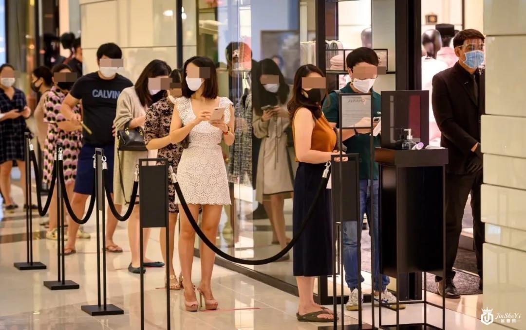 大牌涨价希望刺激消费 这下连二手奢侈品的也卖不动了？