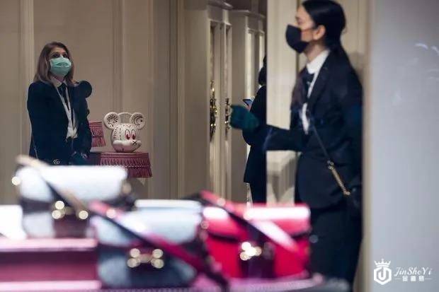 四大奢侈品集团一周市值蒸发超过2700亿