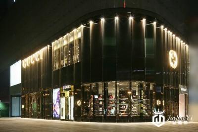 为什么英国的奢侈品百货商店要胜过美国同行