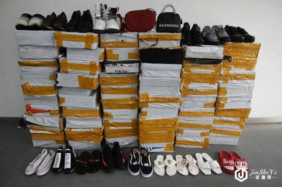 海关查获230万余件假冒品牌产品 涉及“GUCCI”“PRADA”