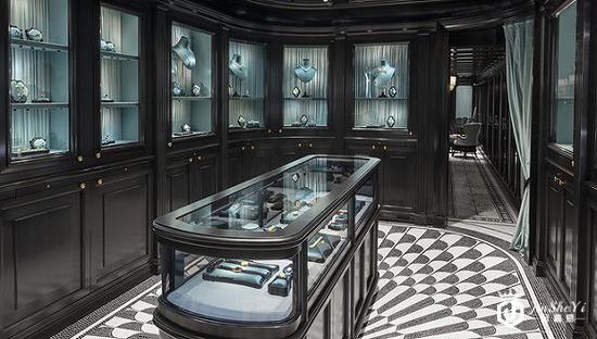 GUCCI珠宝首店开张 开云集团加码！