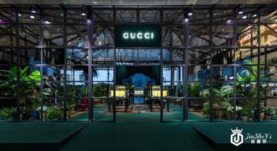 GUCCI发布全新腕表系列GRIP