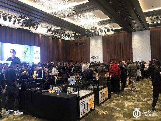 胖虎首届闲置*品新零售高峰论坛盛大举行 拥抱千亿级市场的“春天”