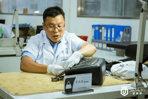 真相揭晓！奢侈品重度消费用户因此痴迷于寺库