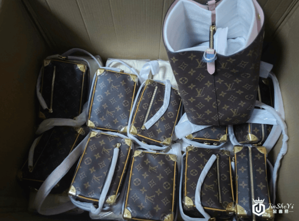 杭州姑娘卖“奢侈品”被抓：6年卖3千万 很多人明知假的也要买