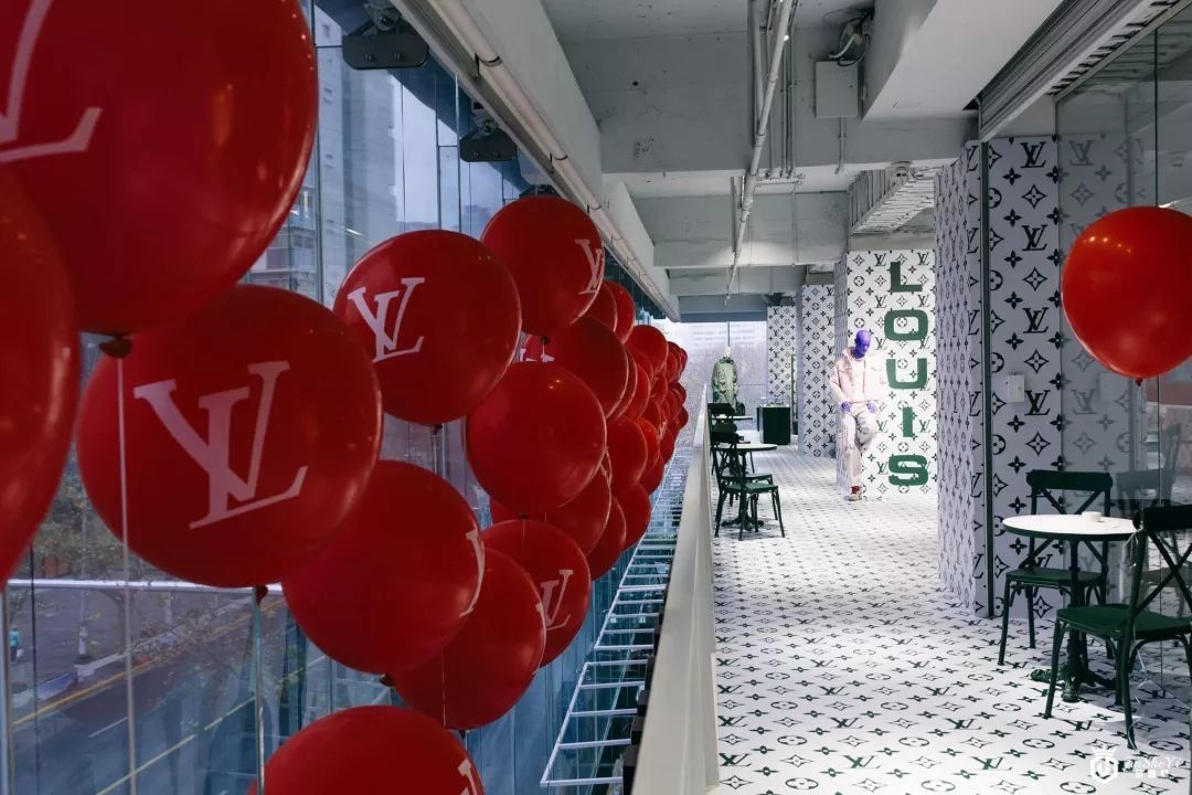 LV成新年第一大爆款，继续颠覆大众对奢侈品的认知！