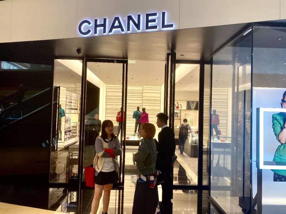 中国人这么能买奢侈品，2020年会继续吗？