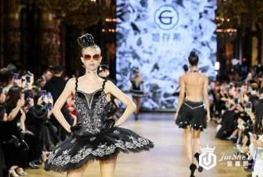 姬存希手工墨镜面世，正式进军时尚奢侈品行业