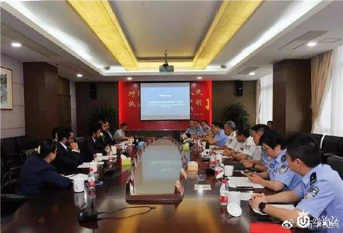 摆在迪拜专柜的奢侈品箱包竟来自广东的城中村！