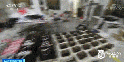 公安部破获18亿元假包大案！万元奢侈品成本一两百元