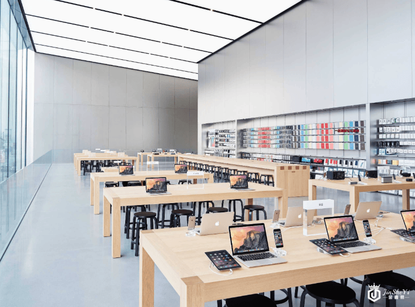 iPhone成为奢侈品，设计师表示，苹果手机更像是奢华手表！