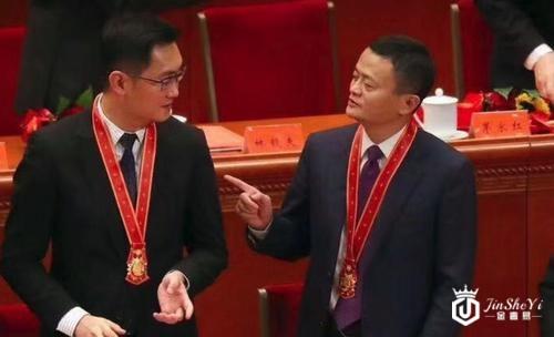 1.5亿珠宝被盗！奢侈品巨头董事长的残酷被盗
