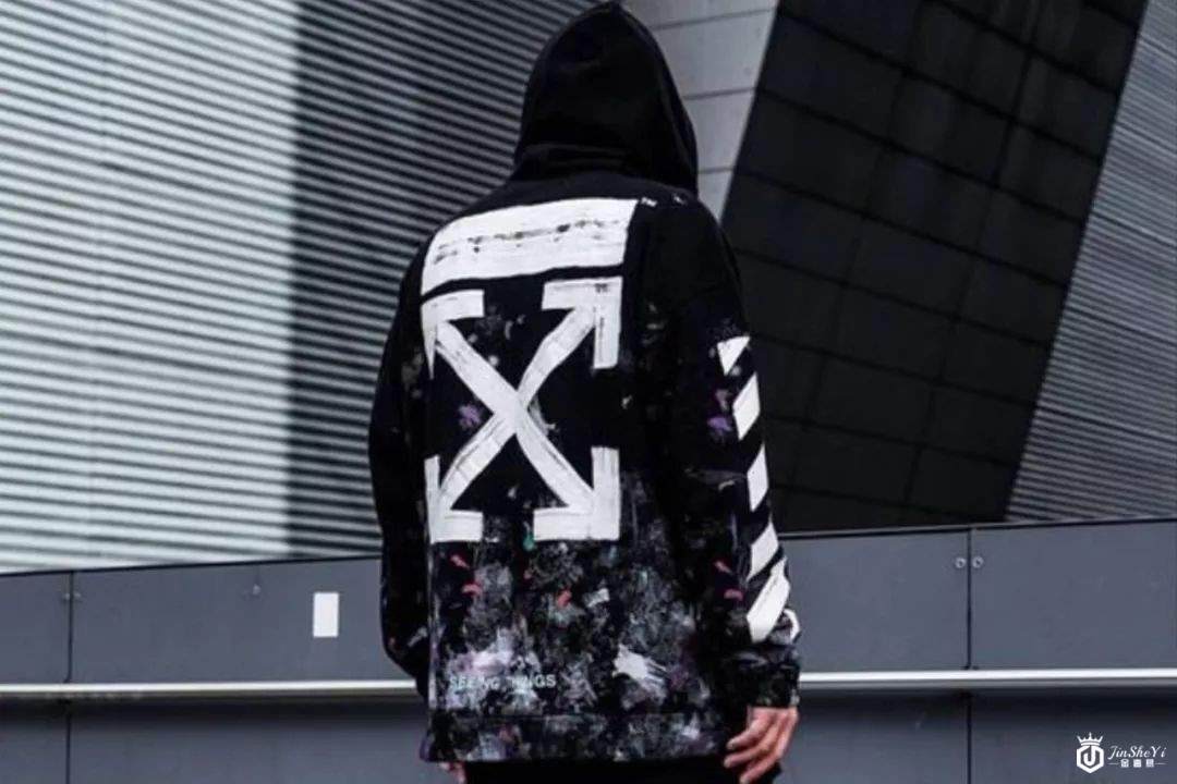 为什么年轻人毫不掩饰对奢侈品logo的渴望？