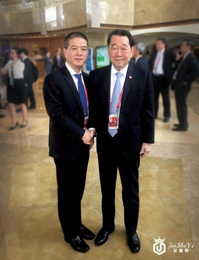 雷诺表博鳌·鼎智系列全新腕表亮相博鳌亚洲论坛
