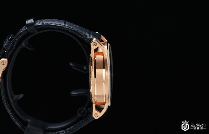 爱彼CODE 11.59系列41毫米玫瑰金飞返计时腕表品鉴