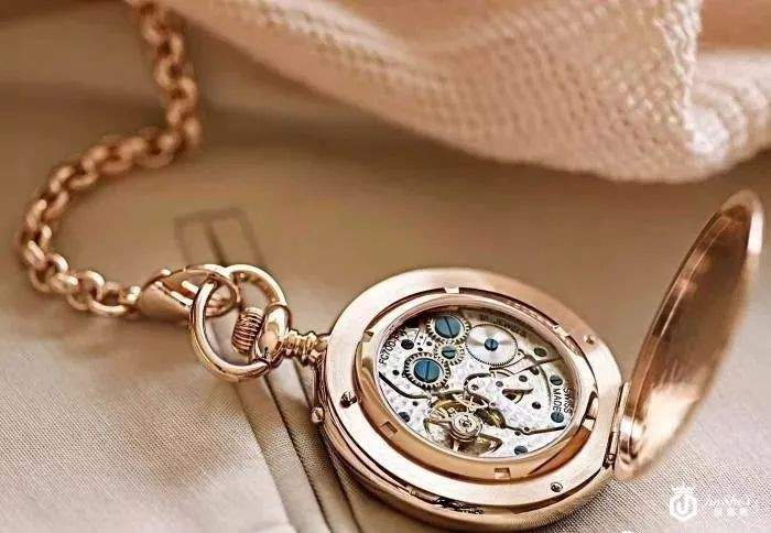 一个接近90后的品牌，小众之选—康斯登腕表Frederique Constant