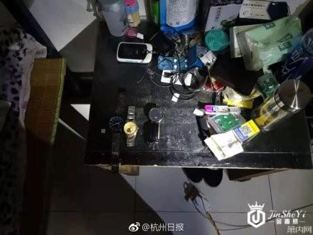 男子偷奢侈品以为发财了 警察:都是高仿的