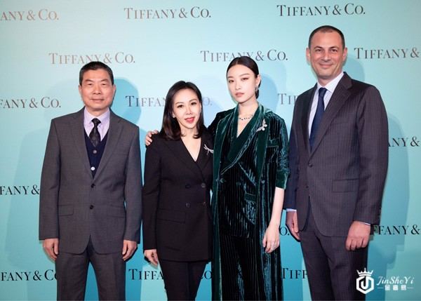 Tiffany & Co. 蒂芙尼用爱点亮2019