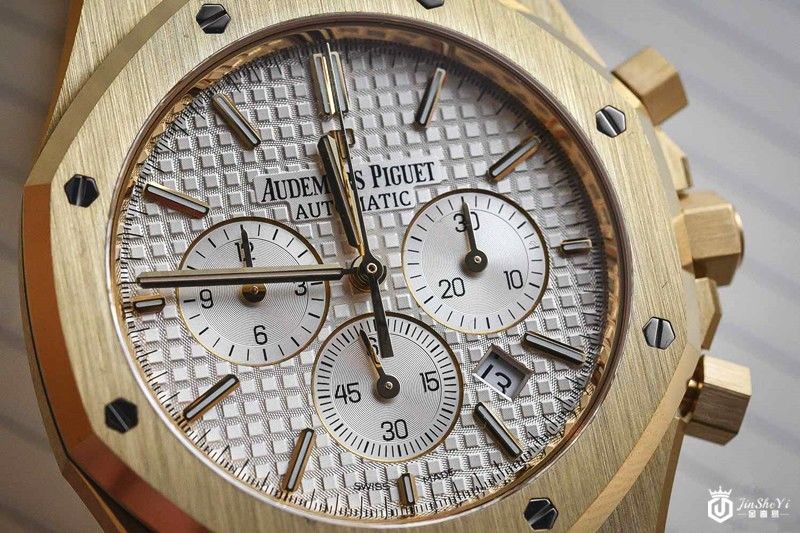 黄金回归-爱彼Audemars Piguet皇家橡树计时腕表26320