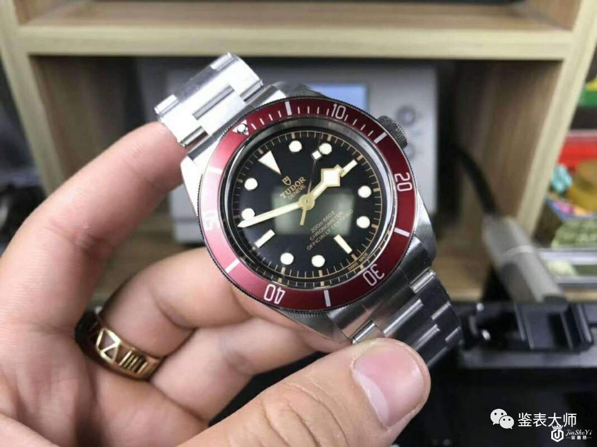 帝舵腕表的崛起和劳力士有什么不得不说的秘密？