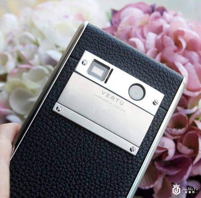 昔日奢侈品手机霸主欲整装重来：VERTU(纬图)手机浮沉20年