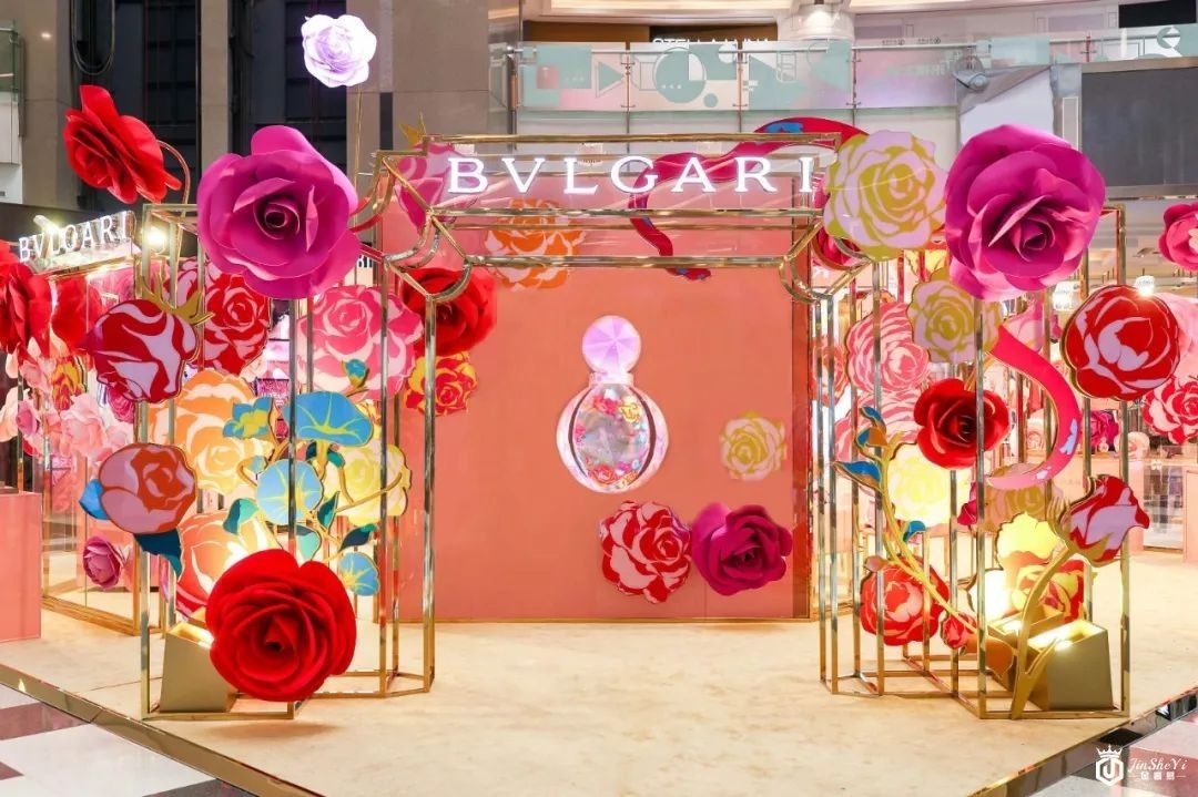 Pharrell Williams再与Chanel合作，宝格丽玫香金漾女士香水限量版上市